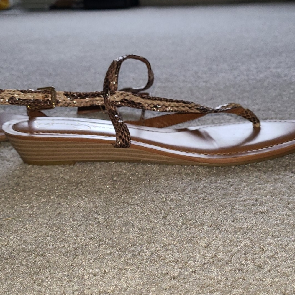 Sandles - Picture 4 of 4